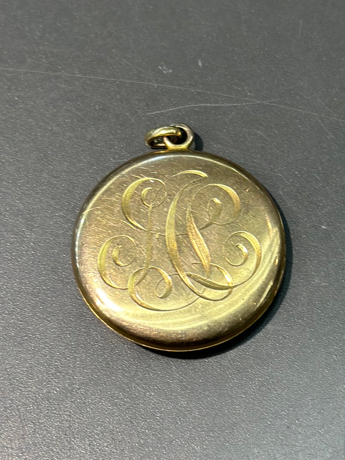[已预订] 古董 14K 金 0.38 CTW 钻石星形圆形小盒