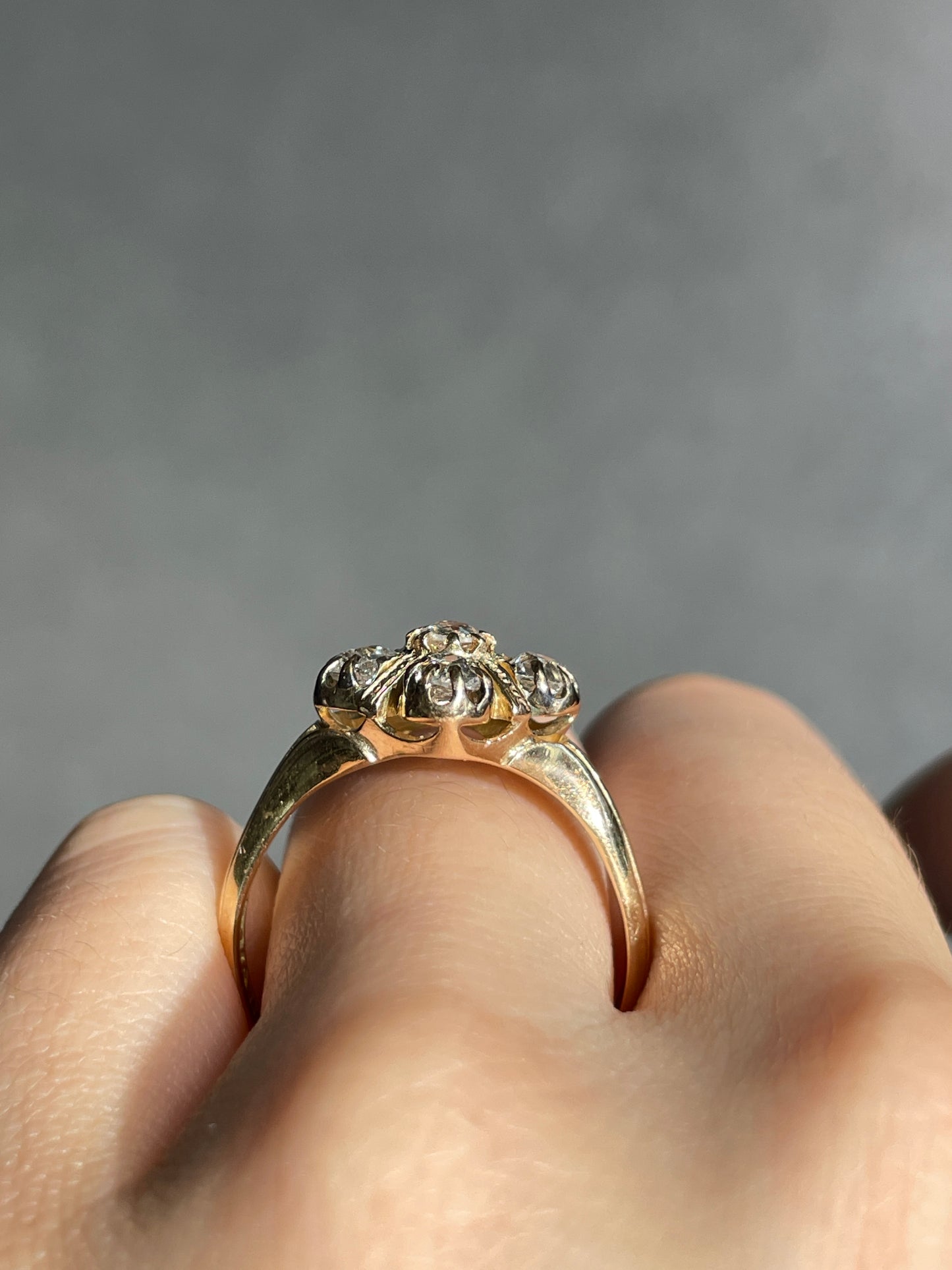 Victorian 15K Gold 1.25 CTW Old Mine Cut Diamond Quatrefoil Ring