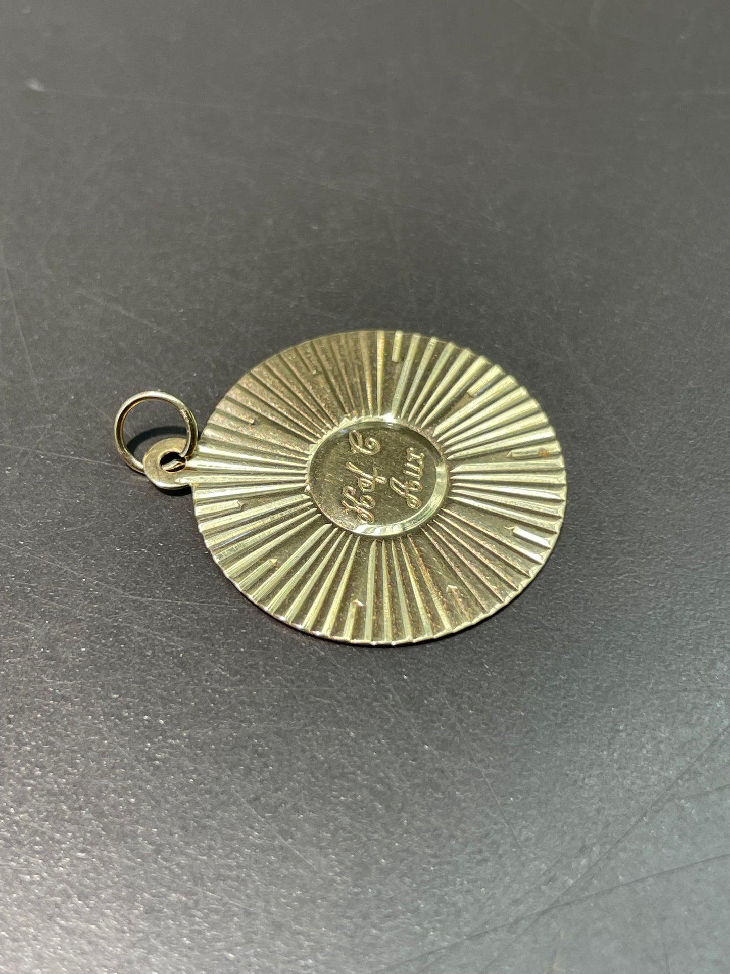 Vintage 14K Yellow Gold Engine Turned Circle Disk Pendant