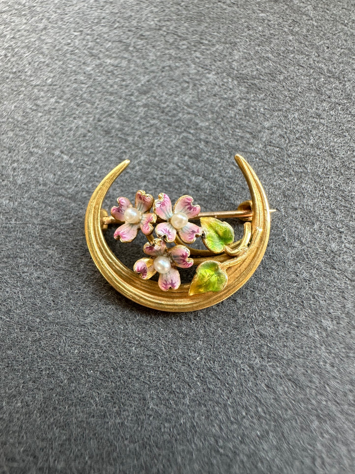 Vintage 14K Gold Krementz and Co. Pink Enamel Flower Crescent Floral Brooch