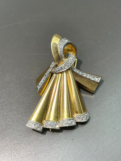 Retro French 18K Gold Diamond Brooch