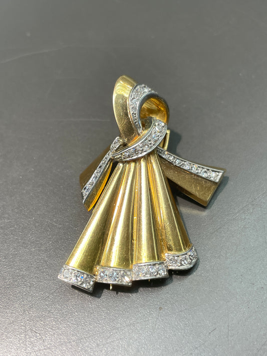 Retro French 18K Gold Diamond Brooch
