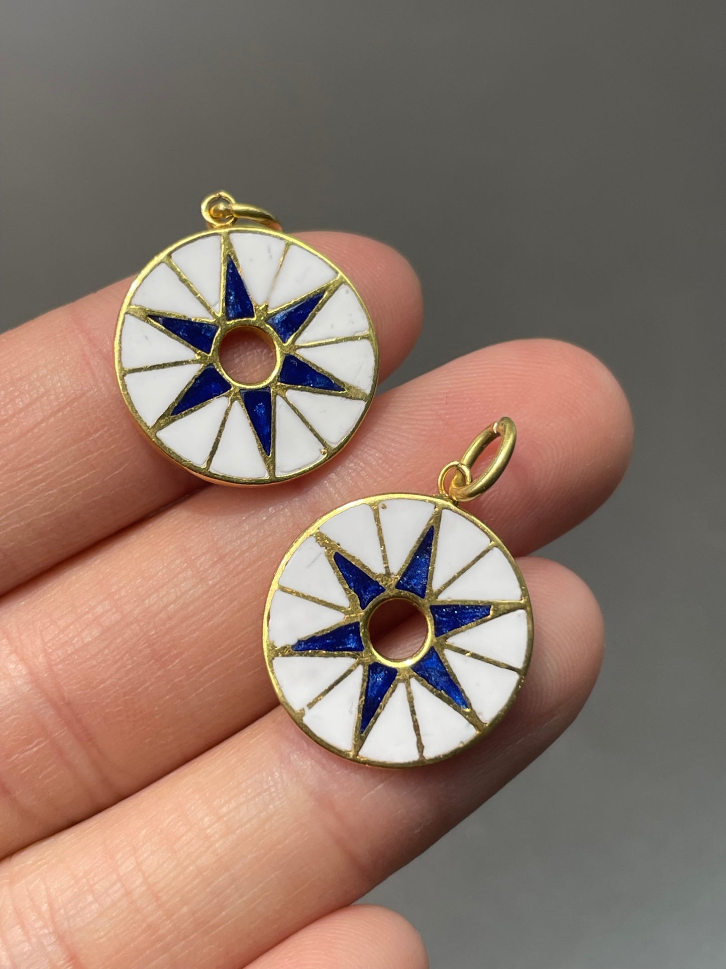 18K Yellow Gold Enamel Star Charm Pendant