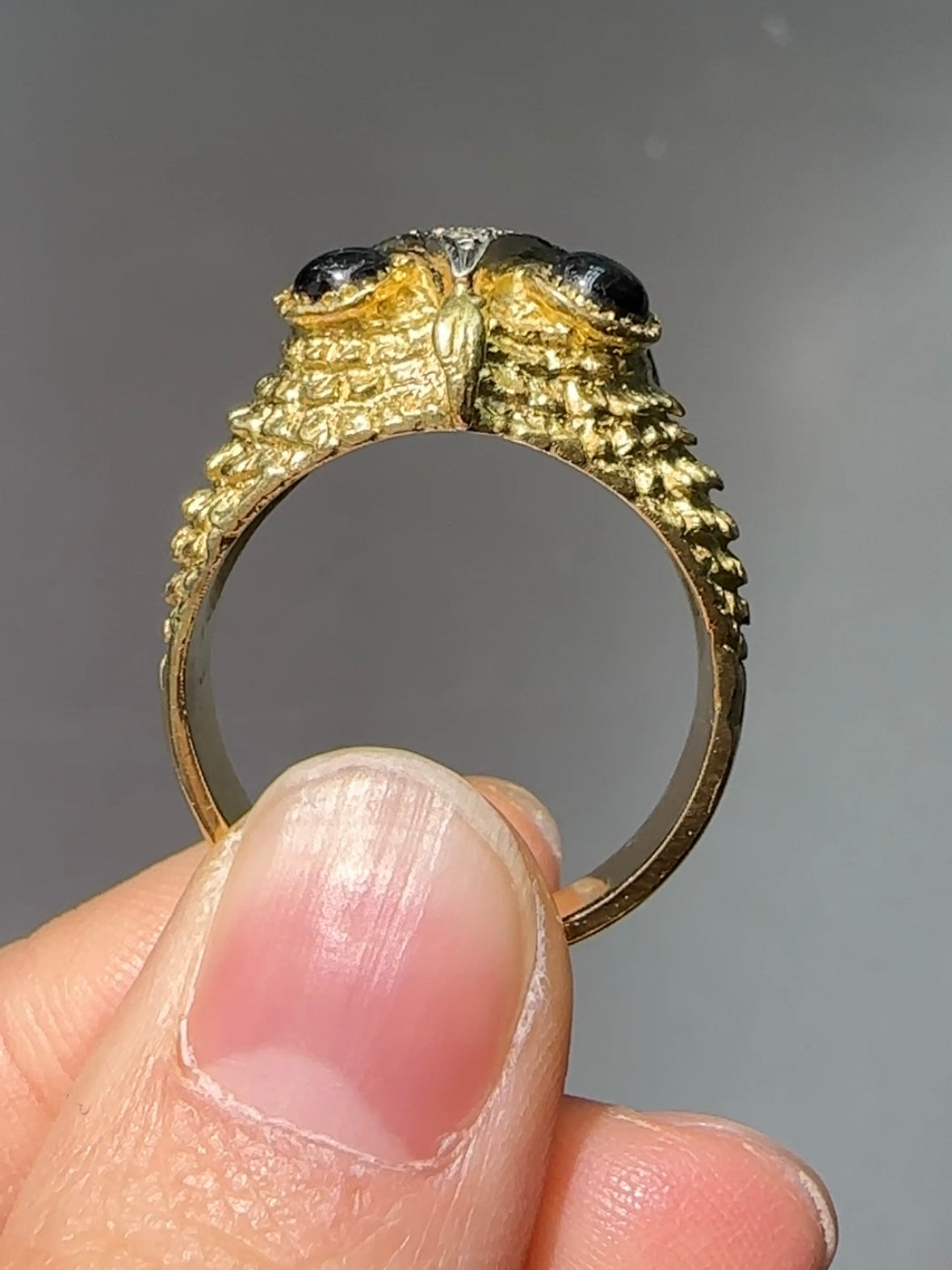 Vintage 18K Yellow Gold Cat’s Eye 0.35 CTW Diamond Owl Ring