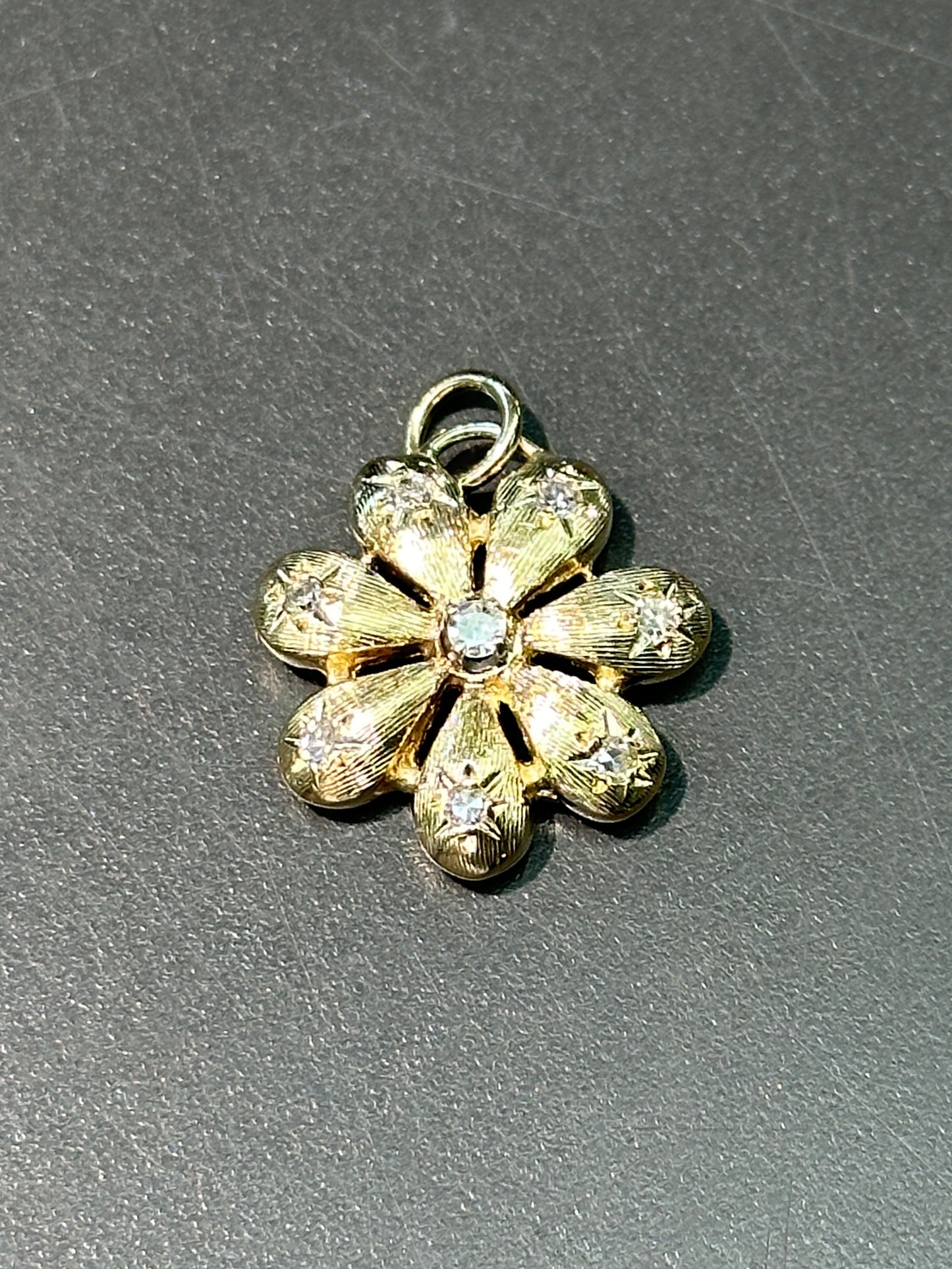 复古 14K 金 0.28 CTW 钻石星爆雏菊吊坠