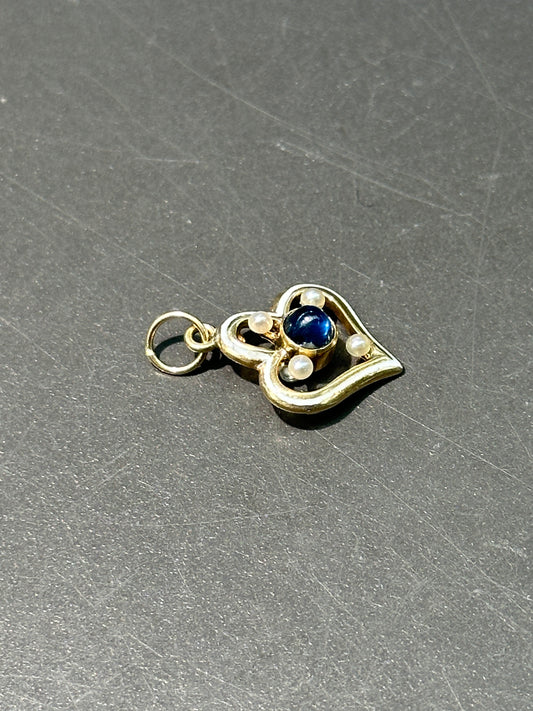 Art Nouveau 14K Yellow Gold Sapphire White Enamel Motif Charm