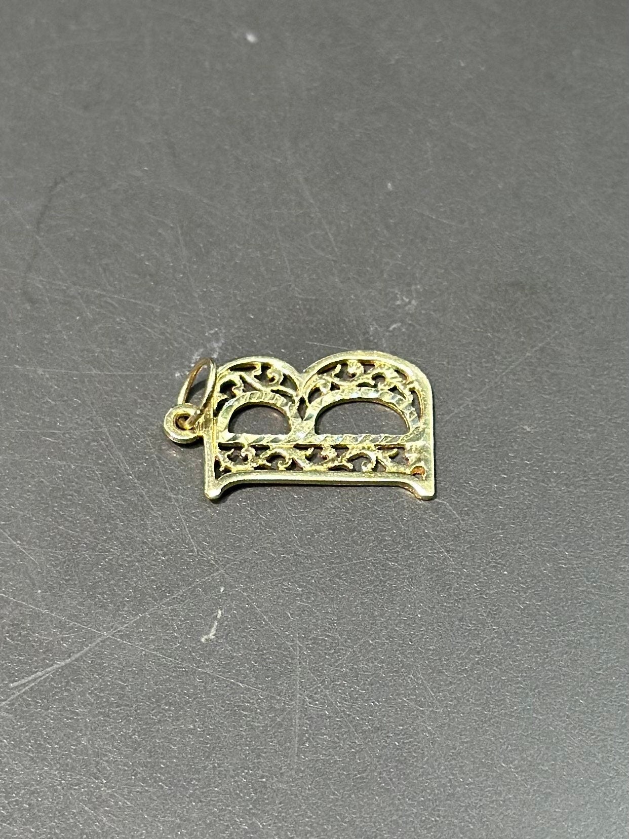 Vintage 14K Gold Filigree B Letter Charm