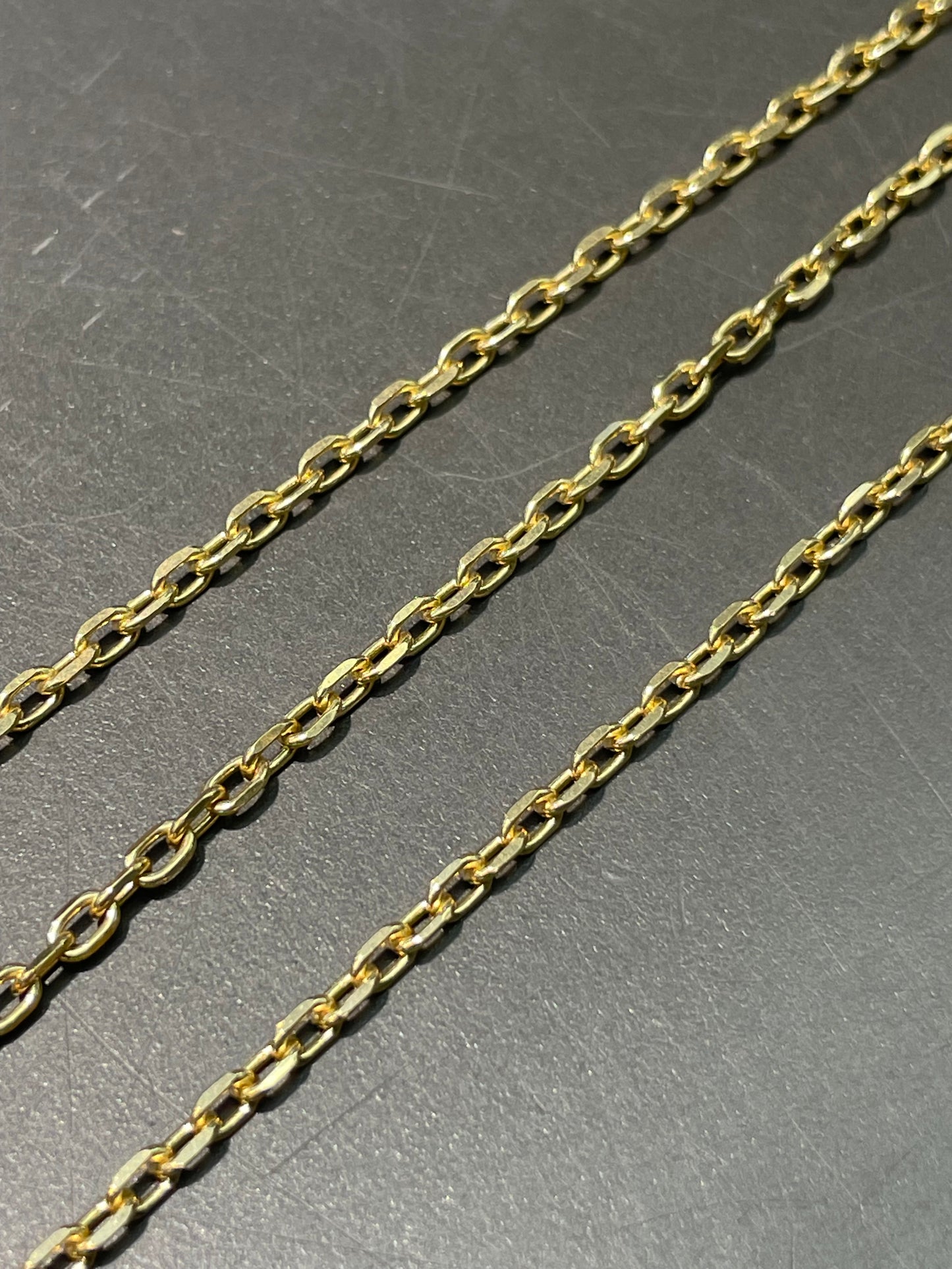 14K Gold 2.5 mm Cable Chain Necklace