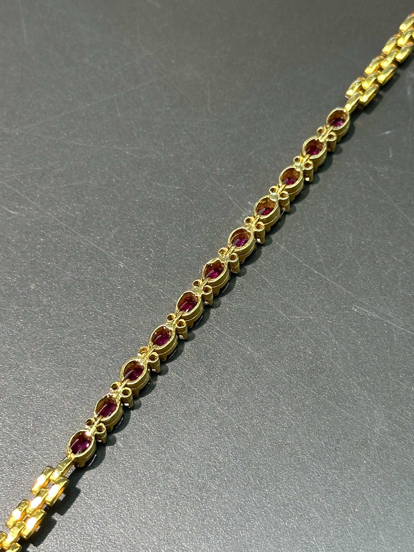 Vintage 18K Gold Natural Ruby Diamond Chain Bracelet