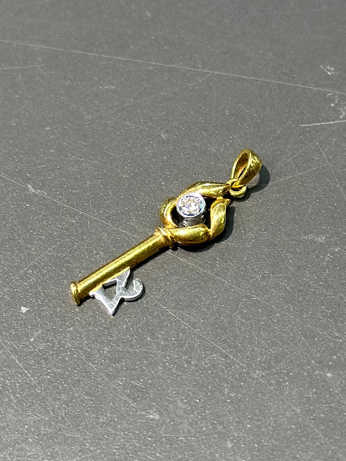 Vintage 18K Gold 21 Diamond Key Charm