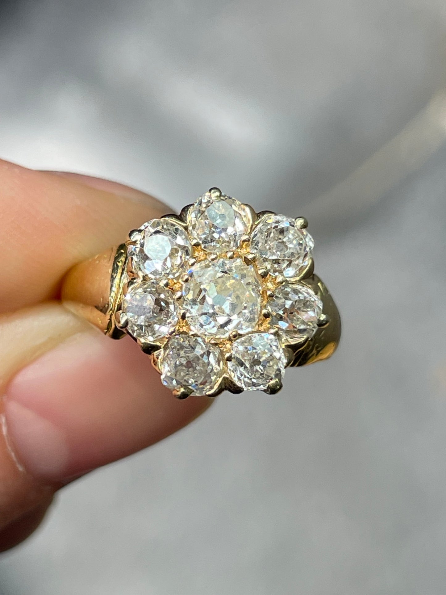 Antique 14K Yellow Gold 2.14 CTW Diamond Cluster Ring SZ 4.75