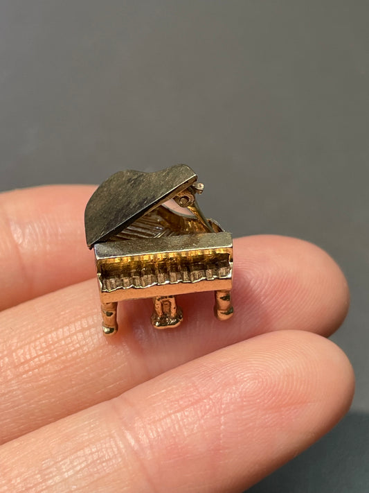 Vintage 14K Yellow Gold Articulating Grand Piano Charm