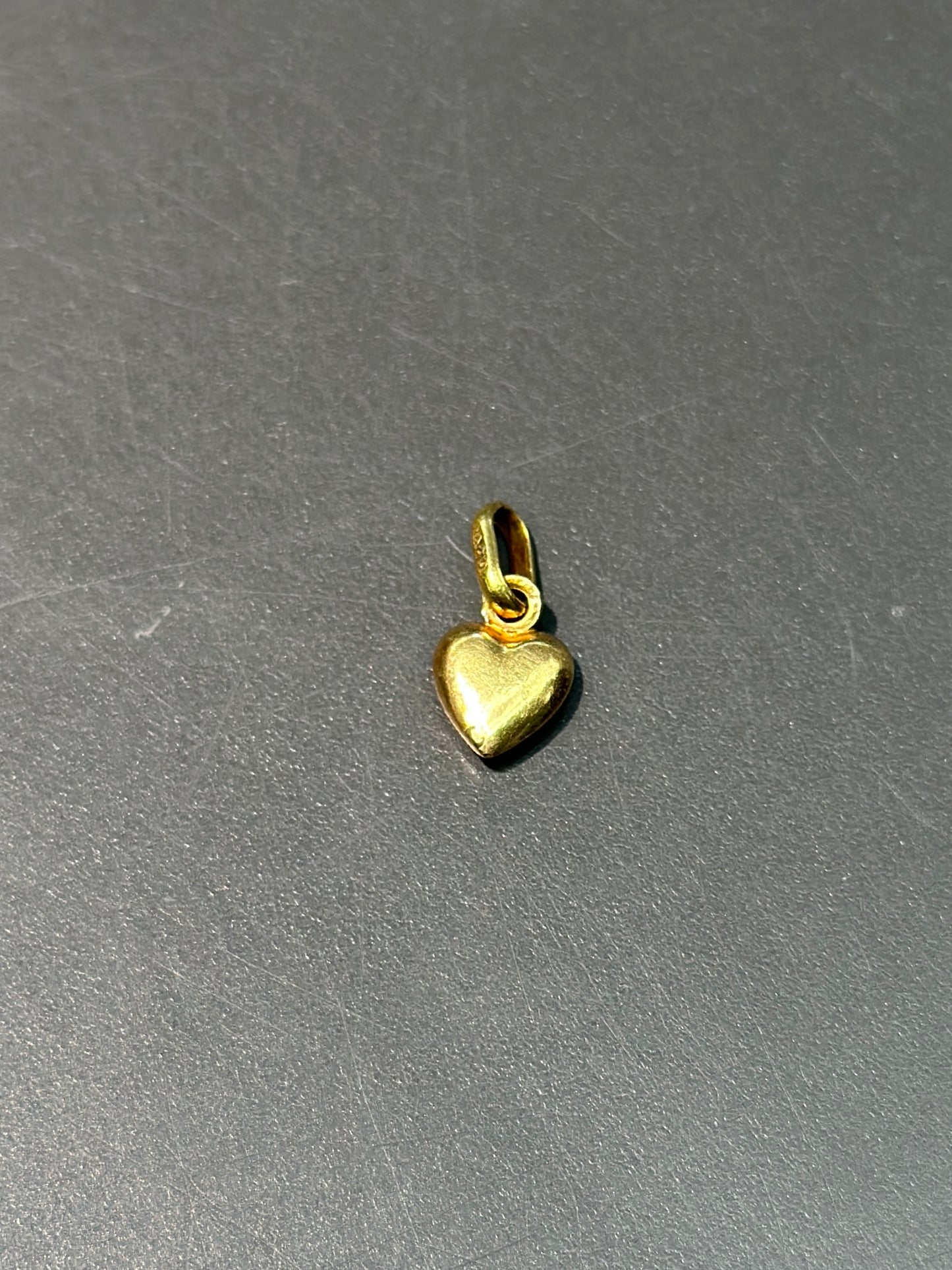 Vintage 18K Gold Heart Charm