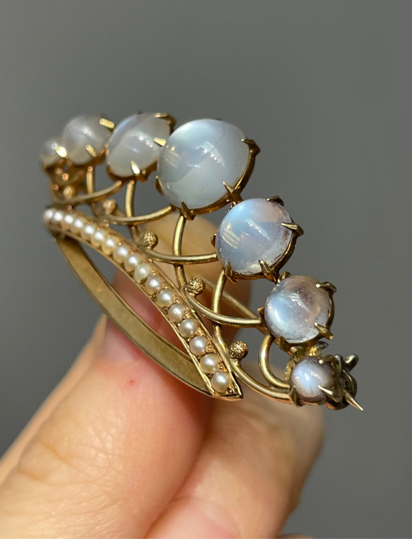 Antique 14K Yellow Gold Ceylon Moonstone Pearl Crown Brooch