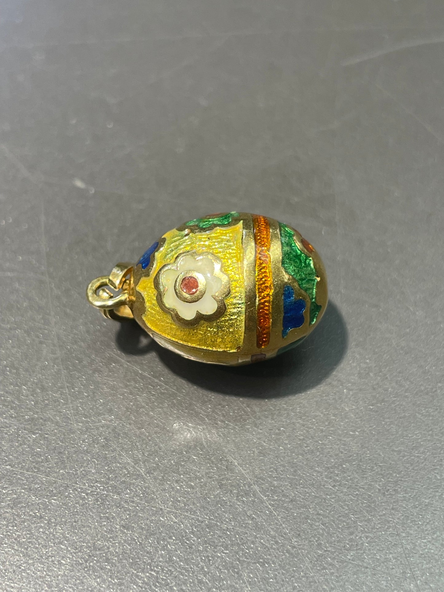 Vintage 18K Yellow Gold Floral Enamel Egg Charm Pendant