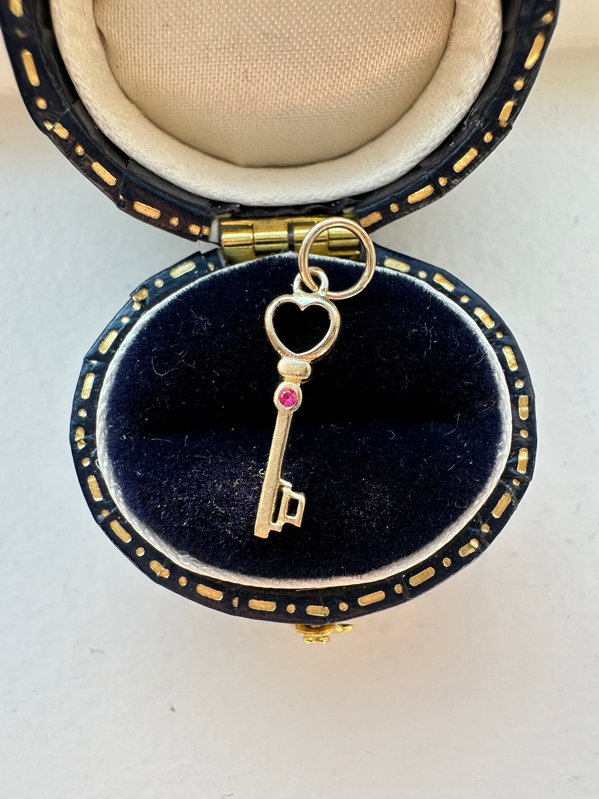 Mini Key Charm Vintage 14K Yellow Gold Ruby Mini Key Charm – W&W Jewelry