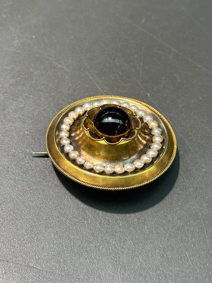 维多利亚 14K 金铁铝榴石和珍珠胸针