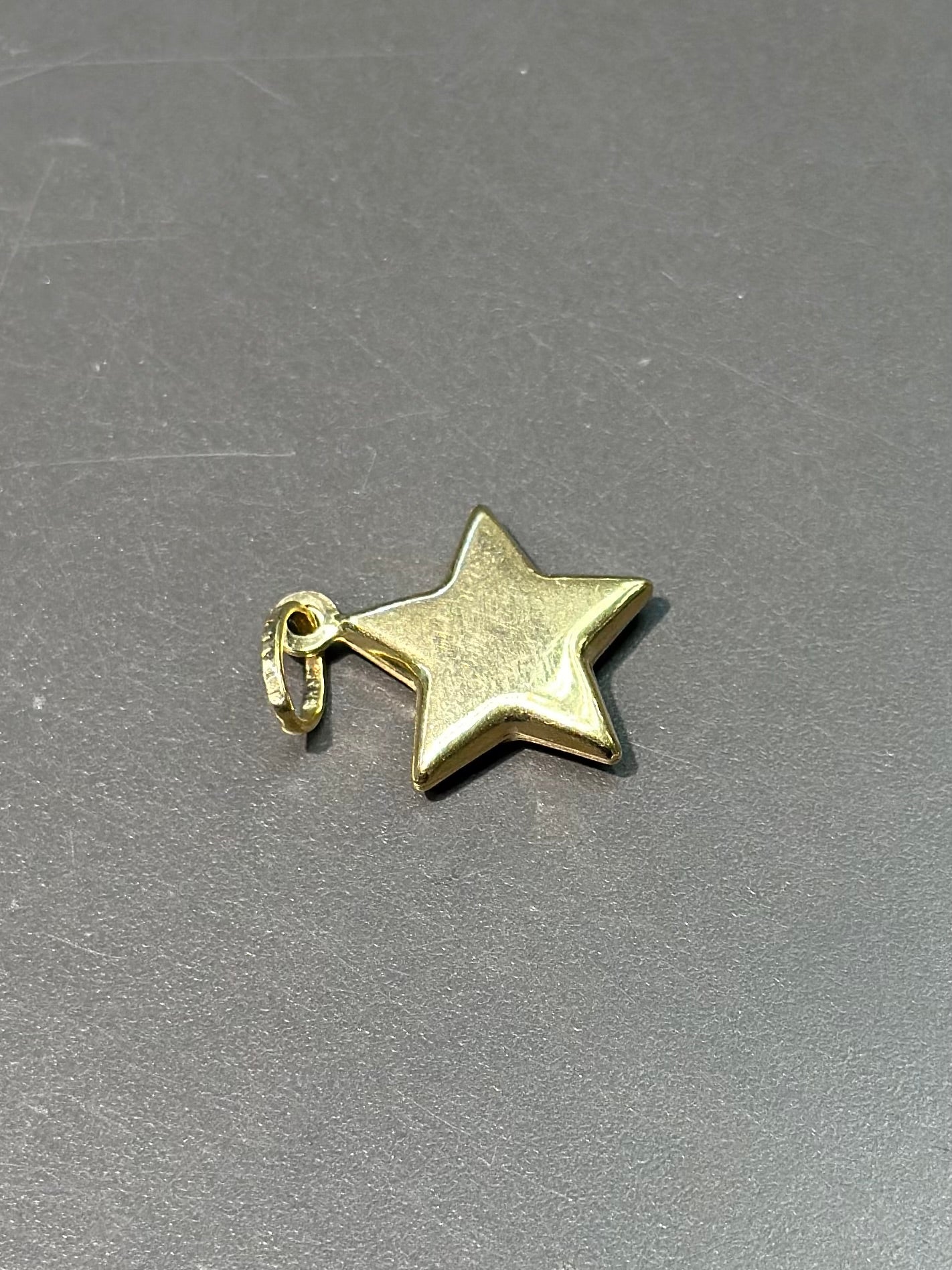 Vintage 14K Gold Hollow Star Charm