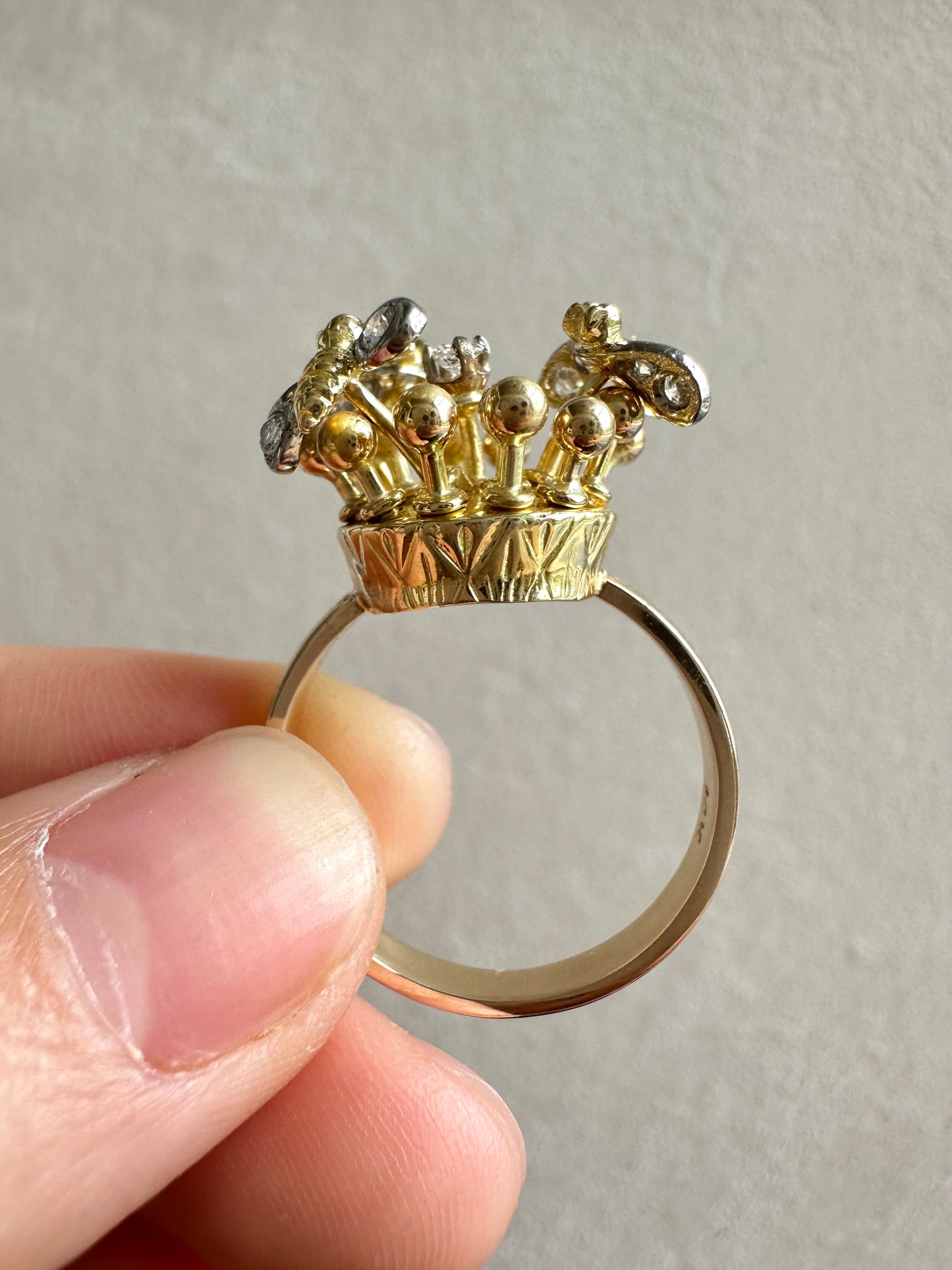 复古 14K 金钻石蜜蜂戒指