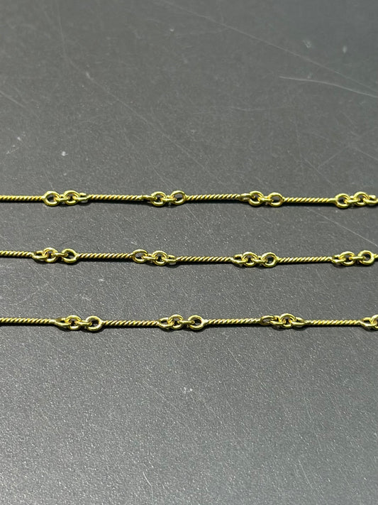 14K Gold Fancy Twisted Link Chain Necklace 17.0 inch