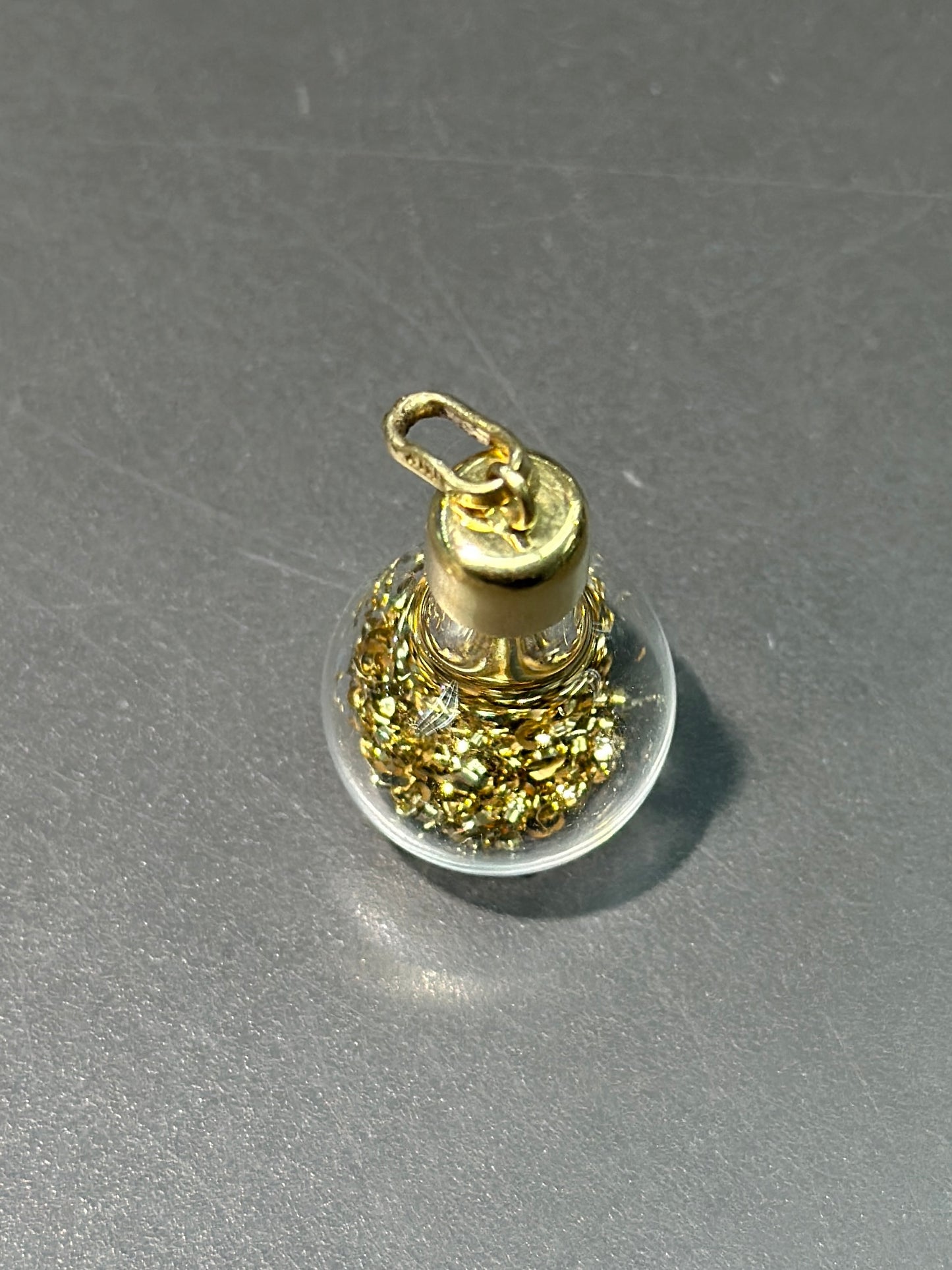 Vintage 18K Gold Dust Bottle Pendant Charm