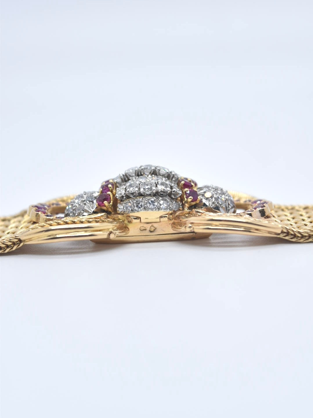 bracelet de montre caché vintage Français en or 18 carats et rubis