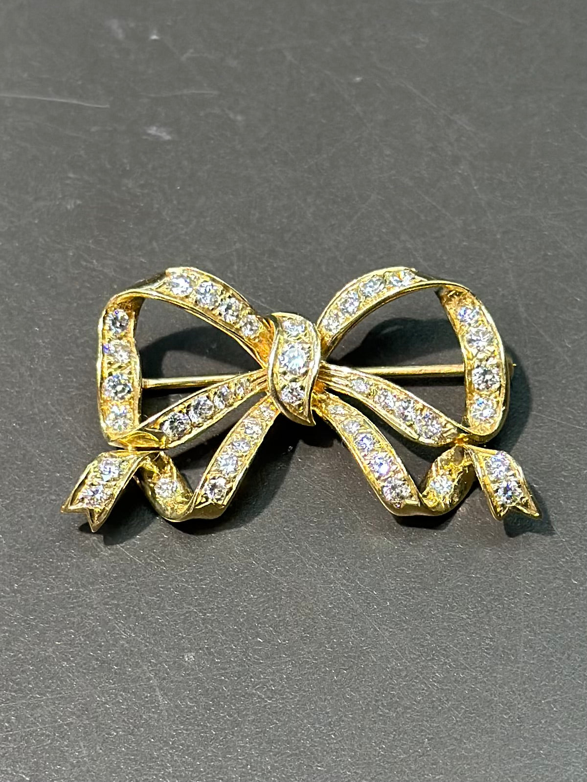 14K Gold Diamond Ribbon Pendant Brooch