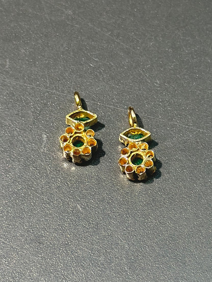 18K 金绿宝石和钻石光环吊坠