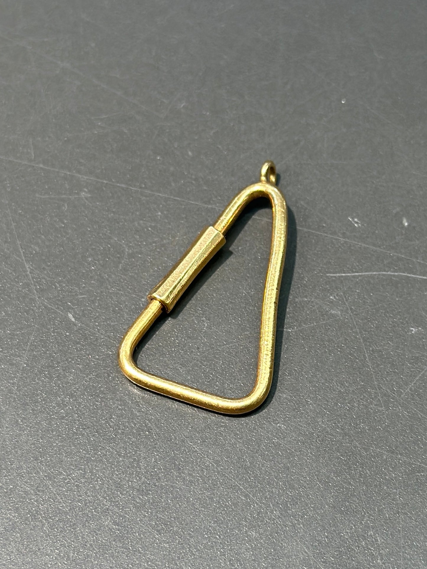 Vintage 18K Gold Triangle Carabiner