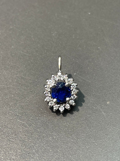 14K 白金蓝宝石钻石光环吊坠