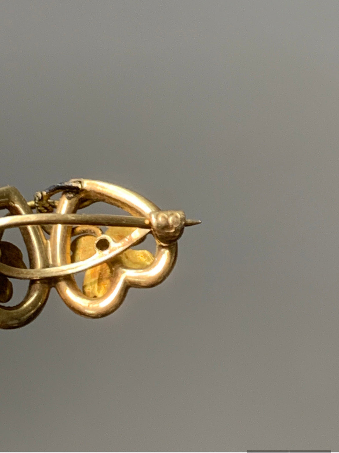 Art Nouveau 14K Yellow Gold Krementz & Co Double Heart Enameled Clover Seed Pearl Brooch