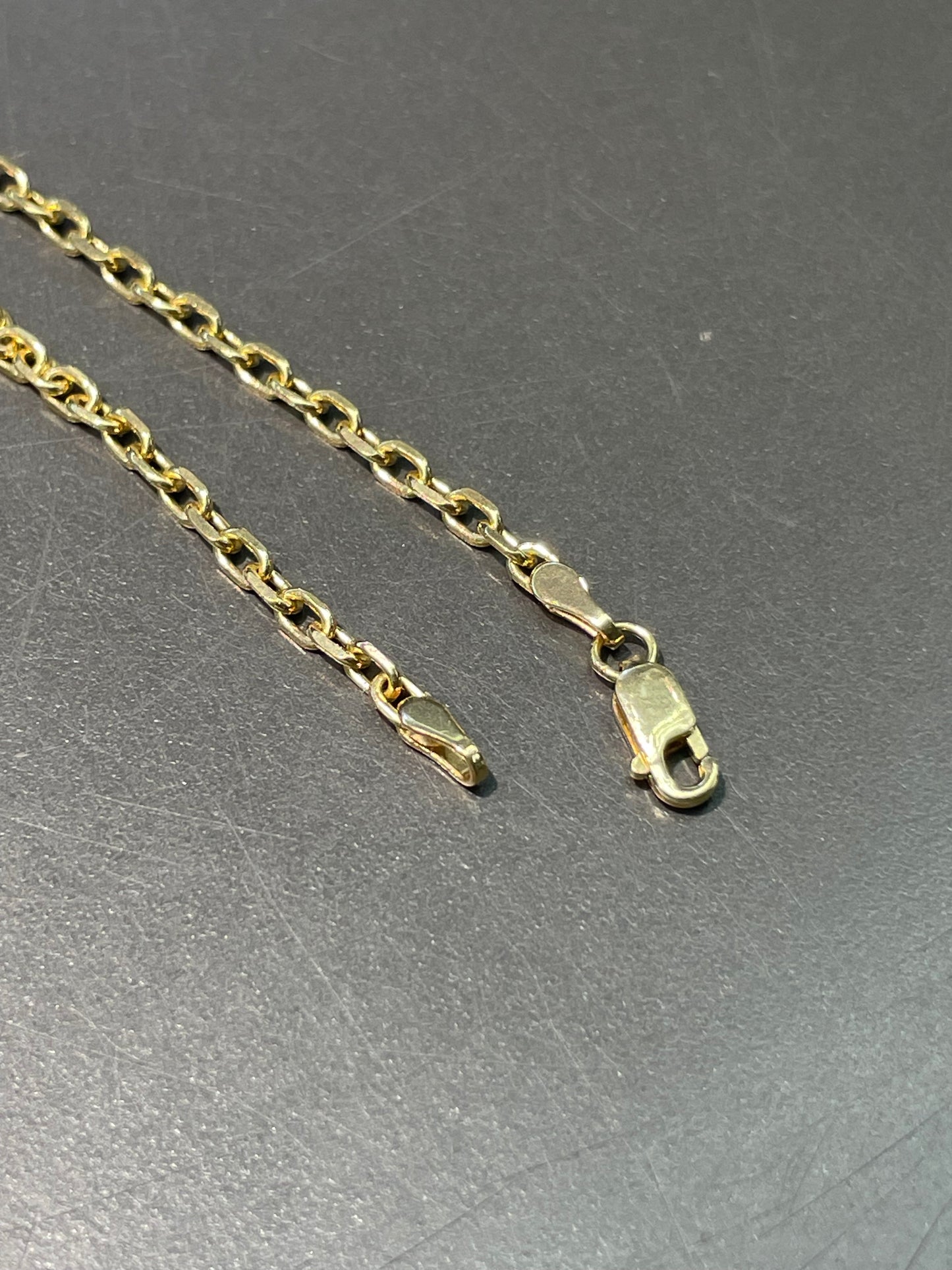14K Gold 2.5 mm Cable Chain Necklace