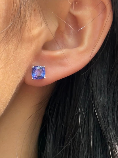 14K White Gold Cushion Cut Tanzanite Earring
