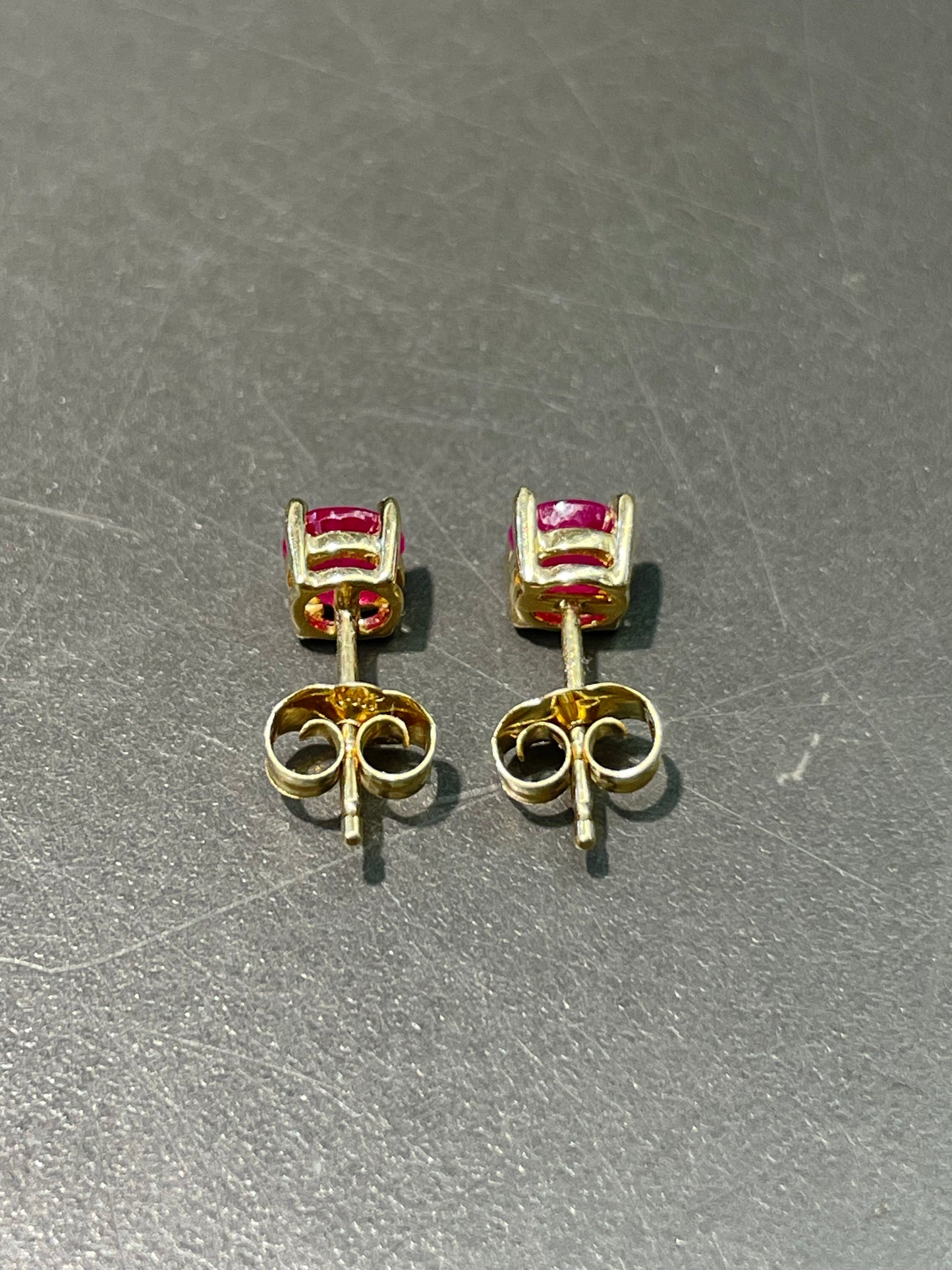 14K Yellow Gold Ruby Stud Earring