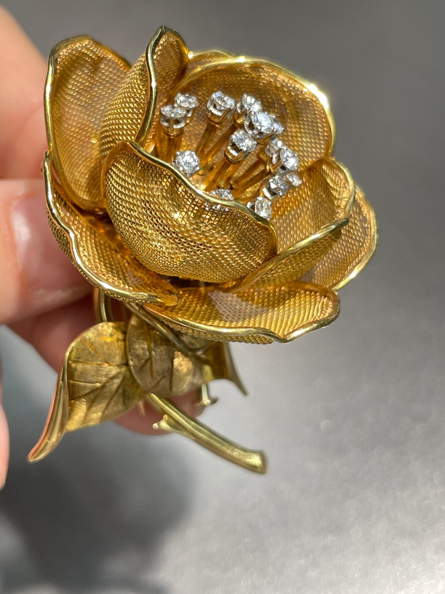 French 18K Gold 1.30 CTW Diamond En Tremblant Flower Brooch