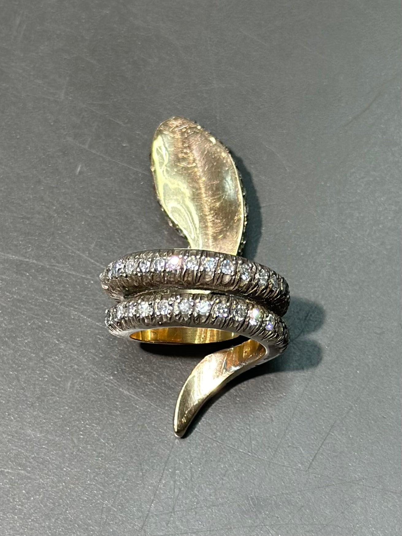 Bague serpent émeraude et diamant en or victorien 15 carats SZ 6.5