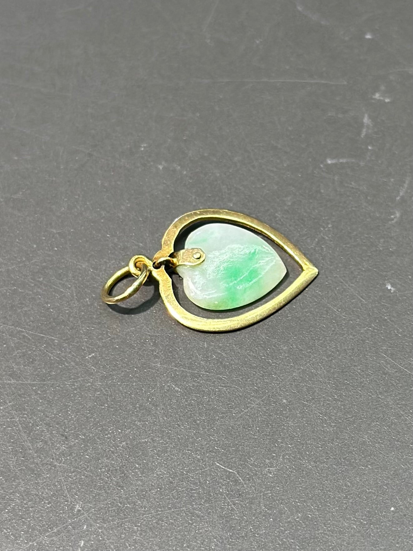 复古 14K 金心形玉石吊坠