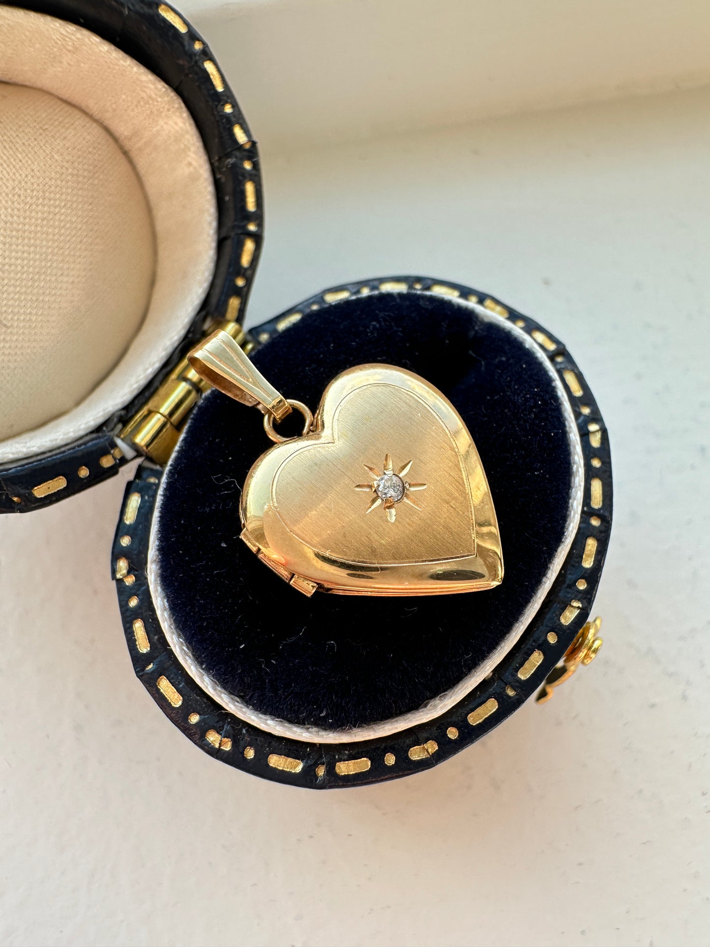 复古 14K 黄金钻石心形星形小盒吊坠