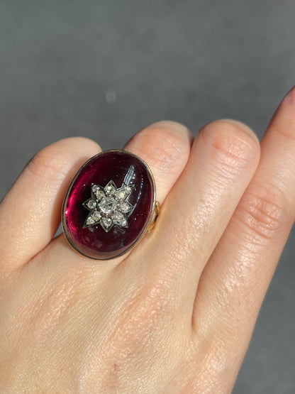 Antique 14K Yellow Gold 0.7 CTW Starburst Garnet Cabochon Ring