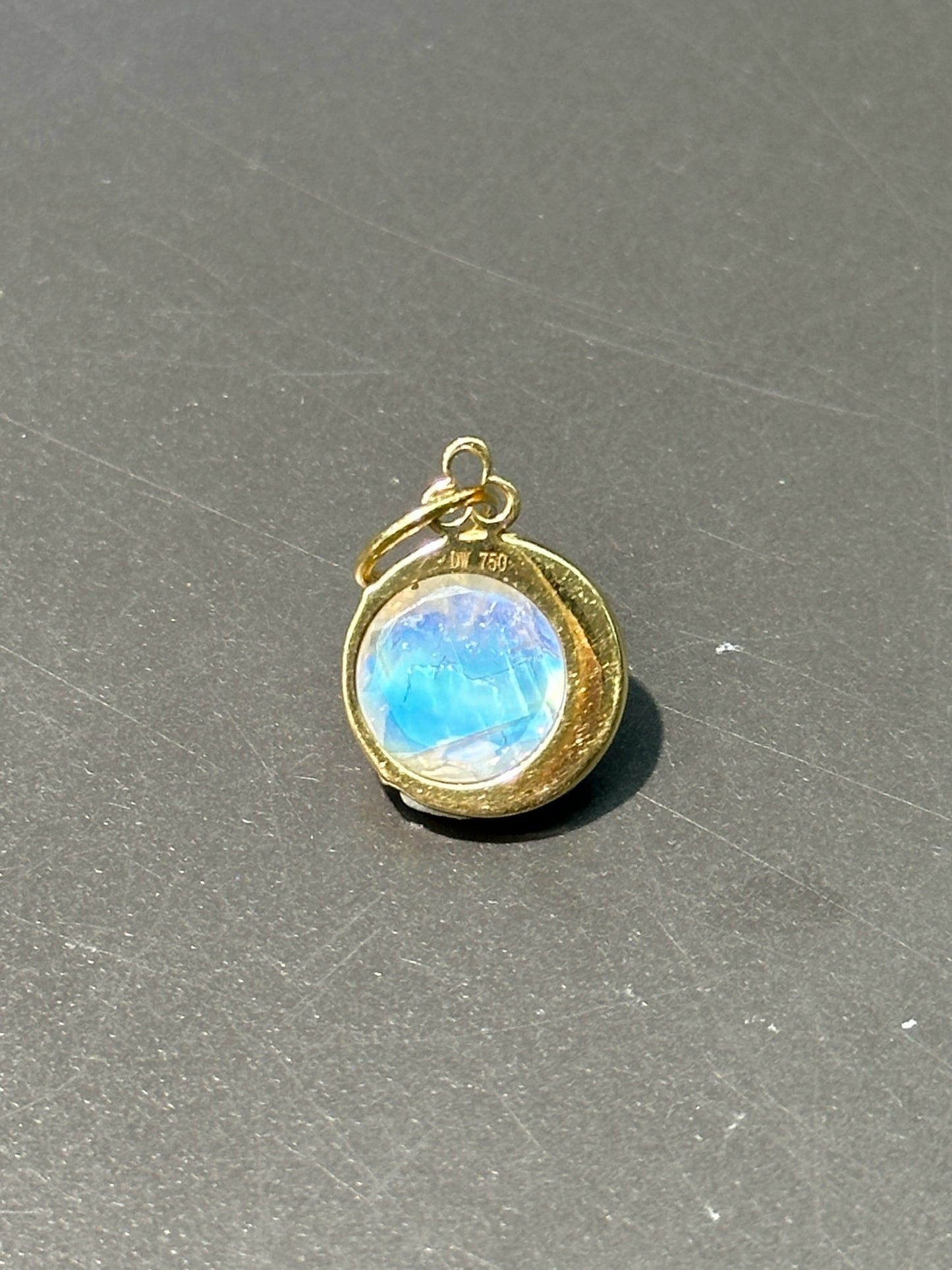 18K Yellow Gold Faceted Moonstone Sapphire Crescent Charm