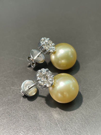 18K Gold Yellow 13.5 mm South Sea Pearl Diamond Earring