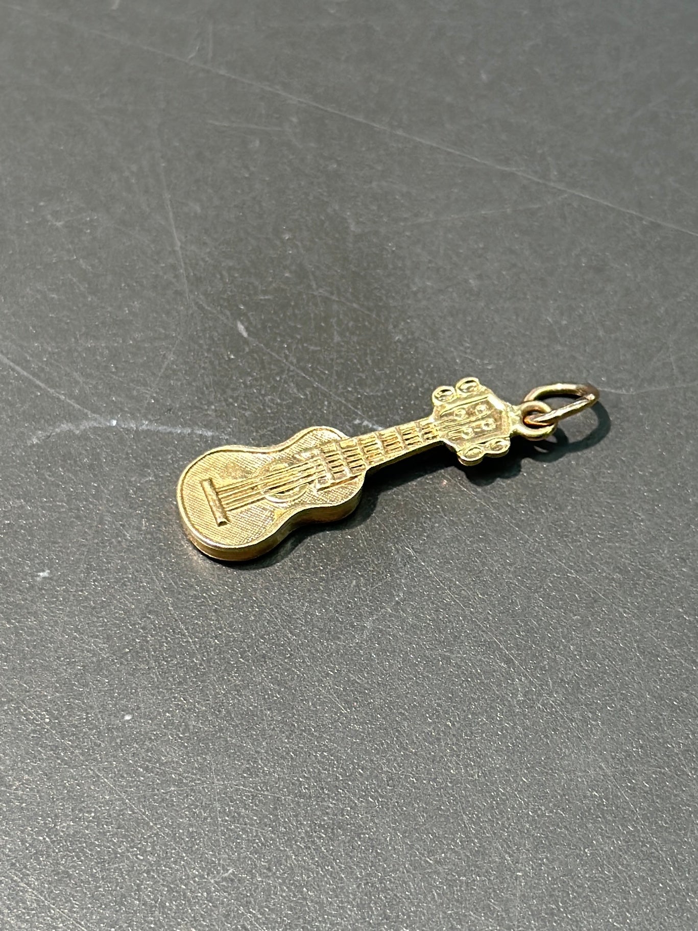复古 14K 金吉他吊饰