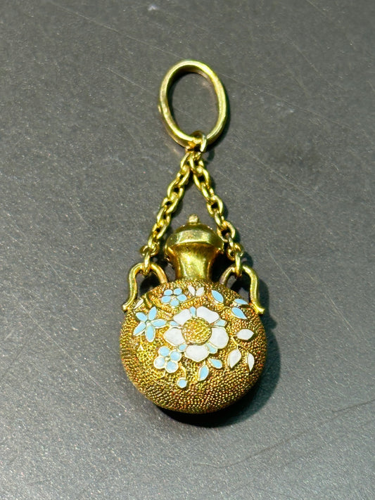 古董法国 18K 金钻石花卉珐琅图案香水瓶吊坠