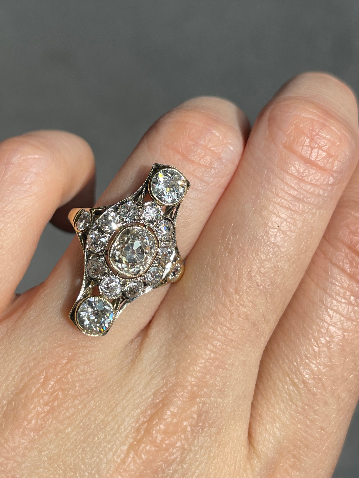 Antique 18K Gold 3.56 CTW Diamond Three Stone Vertical Ring