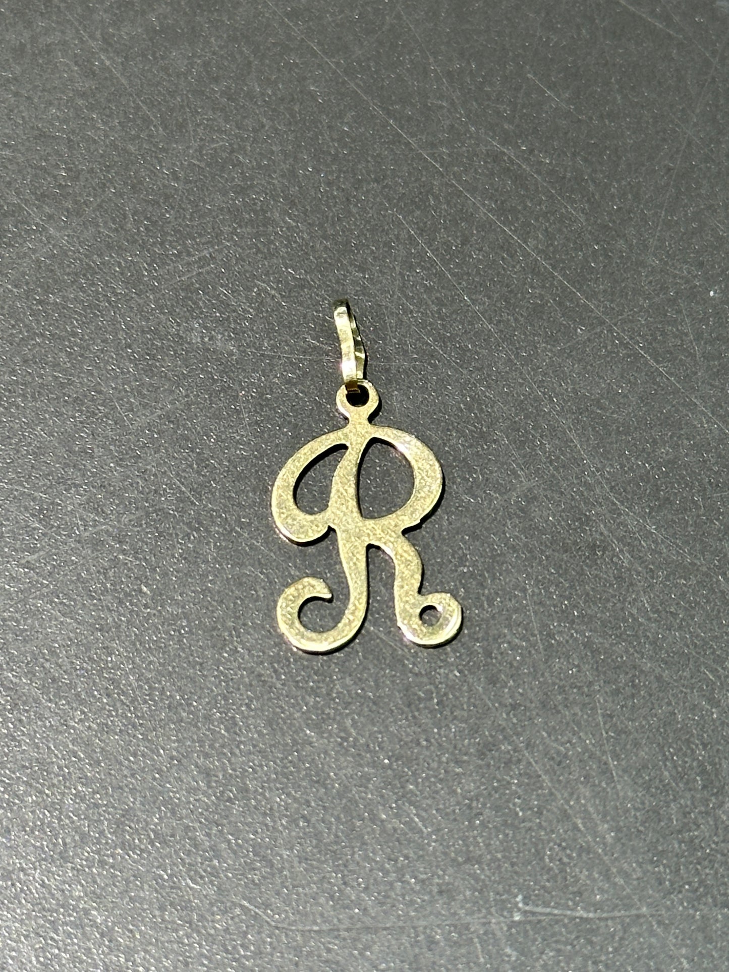 Vintage 14K Gold Letter R Charm