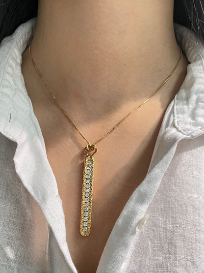 18K Gold Roberto Coin Cento Diamond Bar Pendant Necklace