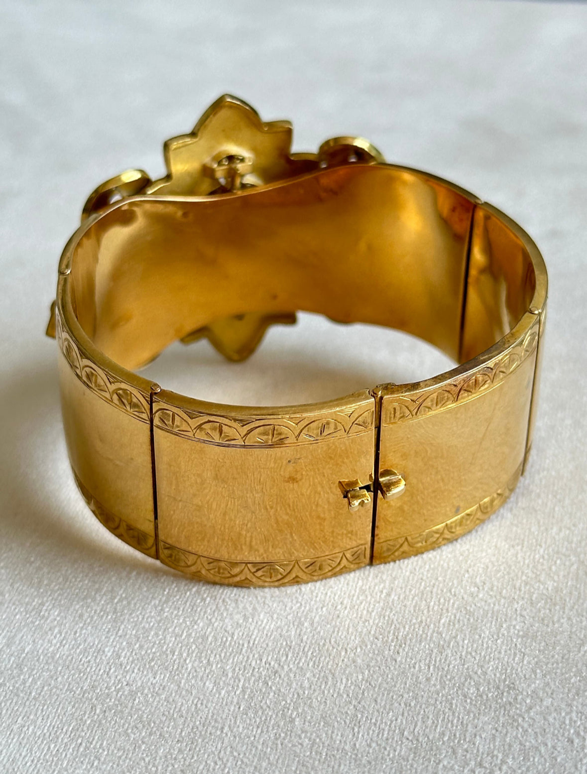 Victorian French 18K Gold Emerald Natural Pearl Enamel Bangle Bracelet