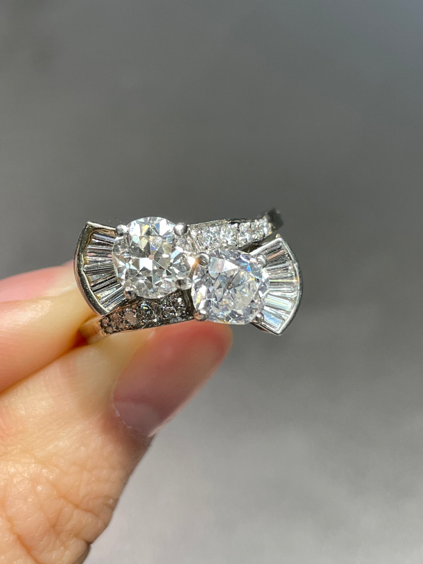 Vintage 14K 2.65 CTW Diamond Old European Old Mine Cut Toi Et Moi Candy Ring