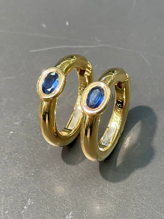 Chaumet French 18K Gold Sapphire Hoop Earring