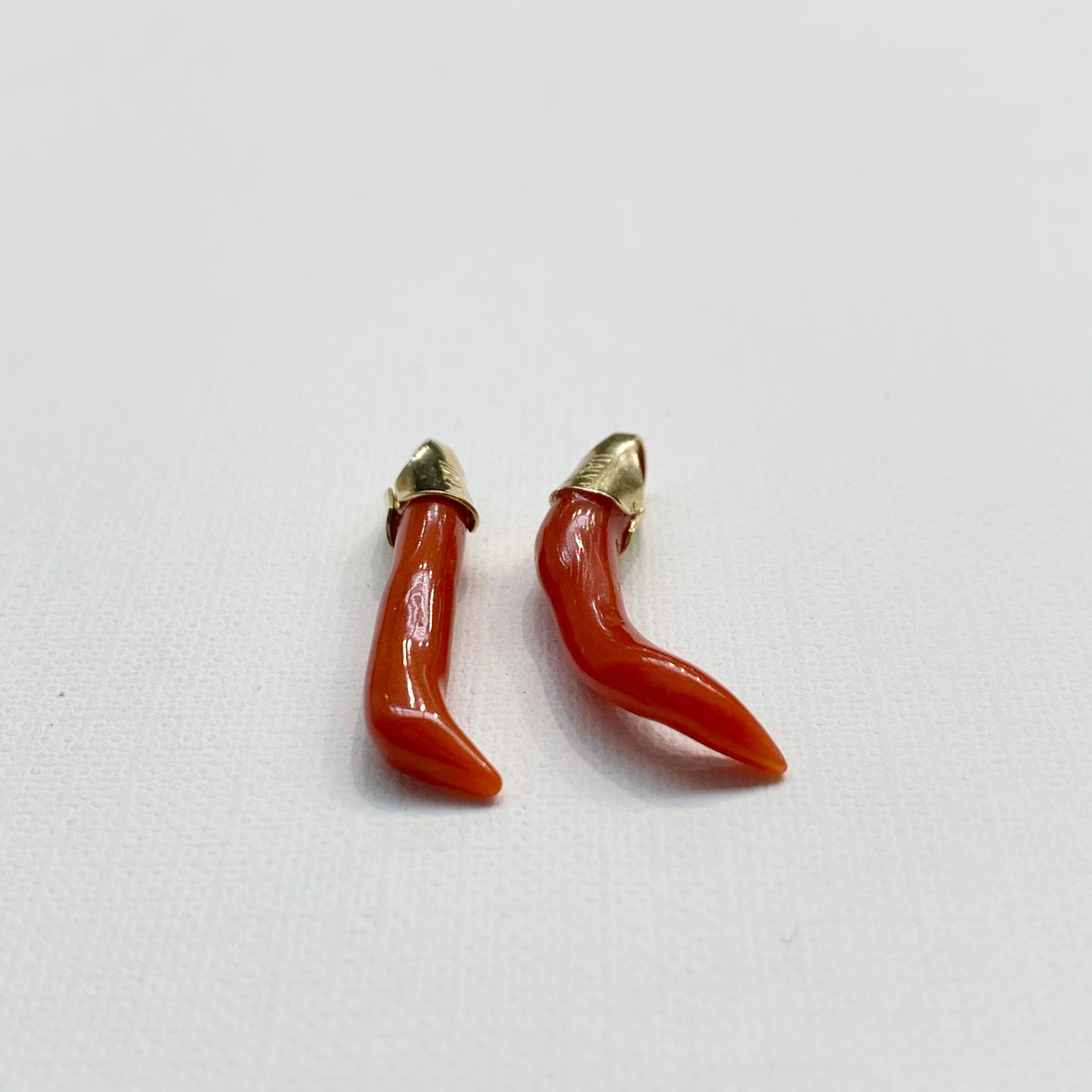 14K Gold Coral Pepper